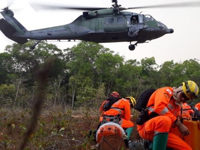 Equipes do Corpo de Bombeiros são enviadas de Minas Gerais para enfrentar o fogo na Amazônia