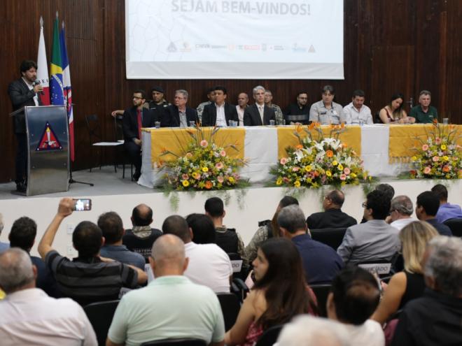 Parceria para realizar projeto ''Novos Caminhos'' foi assinada nesta semana