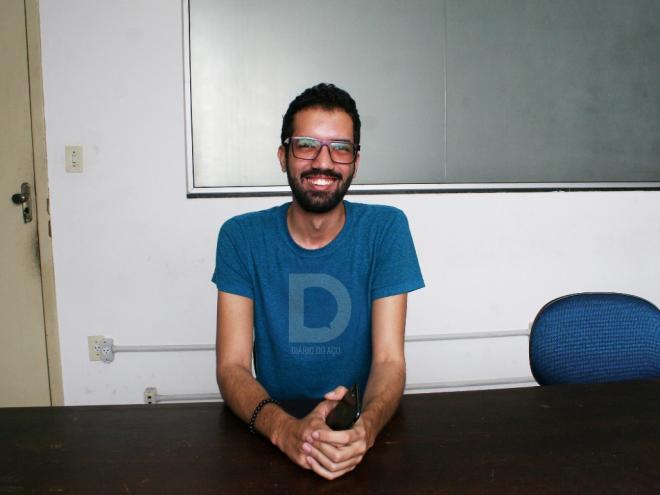Luiz Arnoni é um dos fundadores do projeto social ''Pensadores do Amanhã''