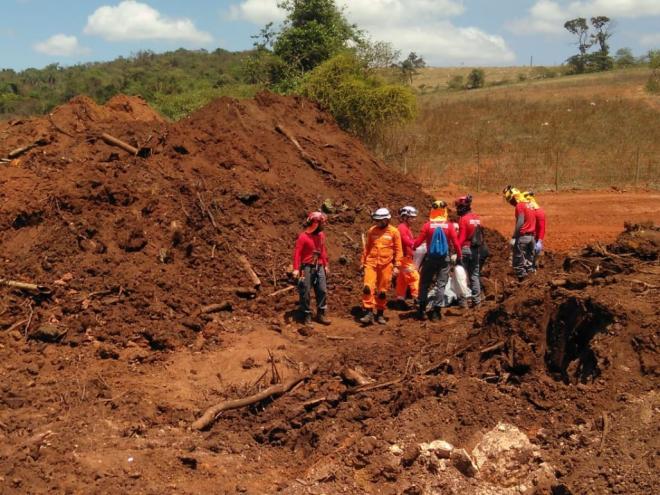 Com a descoberta de agora, o número oficial de mortos encontrados já chega a 250 e 20 pessoas permanecem desaparecidas 