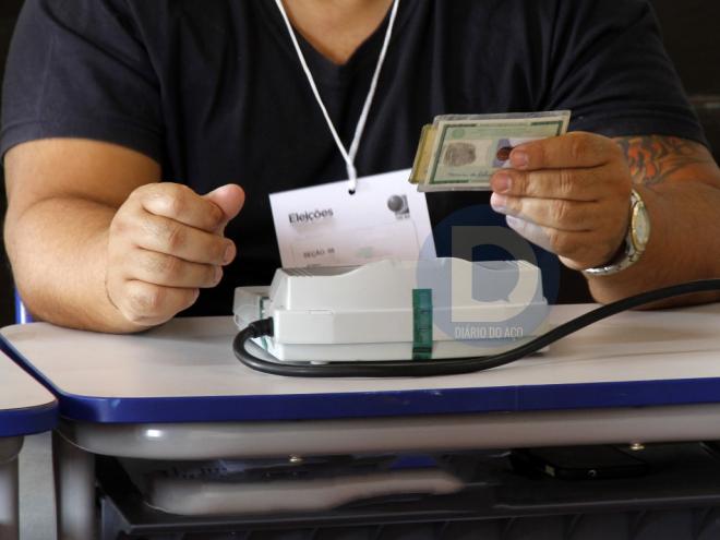 No próximo ano, eleitores irão às urnas para eleger vereadores e prefeitos em todo o país 