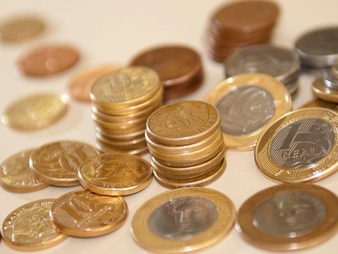 No mês passado, os depósitos na caderneta de poupança superaram os saques em R$ 8,72 bilhões