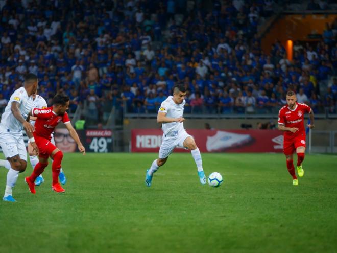 O Cruzeiro, em partida válida pelo Campeonato Brasileiro, contra o Internacional,  empatou em 1 a 1 no Mineirão. Foto Vinicius Silva/Cruzeiro