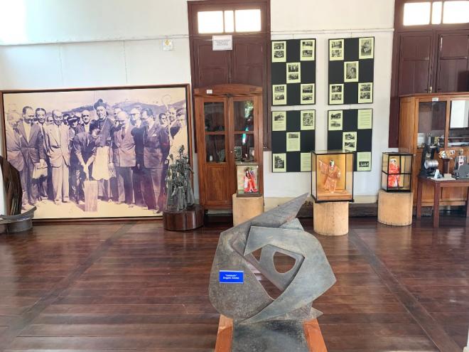 Entre as fotos históricas, a cravação da estaca inicial da Usiminas pelo ex-presidente JK, em 16 de agosto de 1958