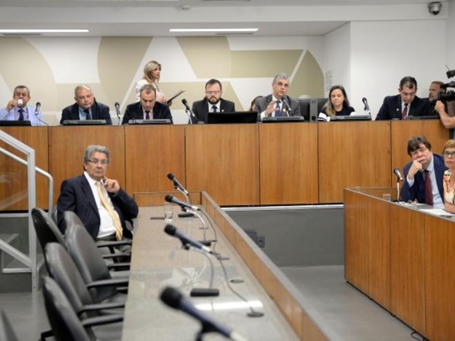 Secretário também falou sobre pagamento de pessoal e adesão de Minas ao Regime de Recuperação Fiscal 