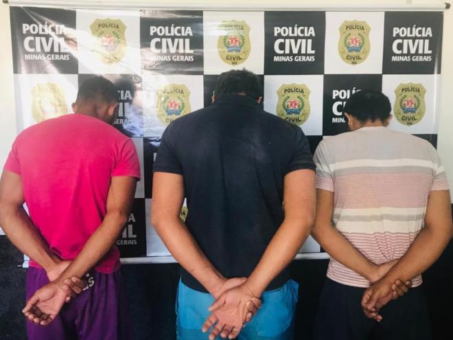 Além dos irmãos, entre eles o autor confesso do crime, patrão que tinha armas em casa também foi preso, por posse ilegal 