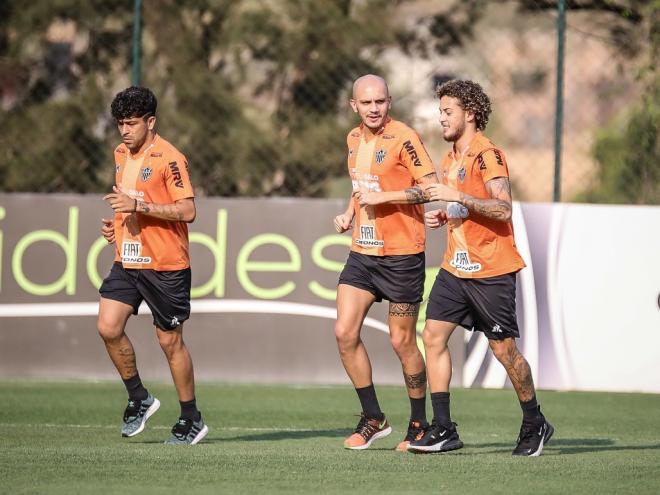 Galo precisa de uma vitória neste domingo para se afastar do Z4