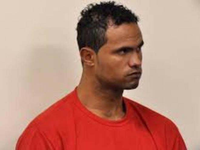  Presidente do clube afirmou que a Justiça não libera o atleta para treinamentos