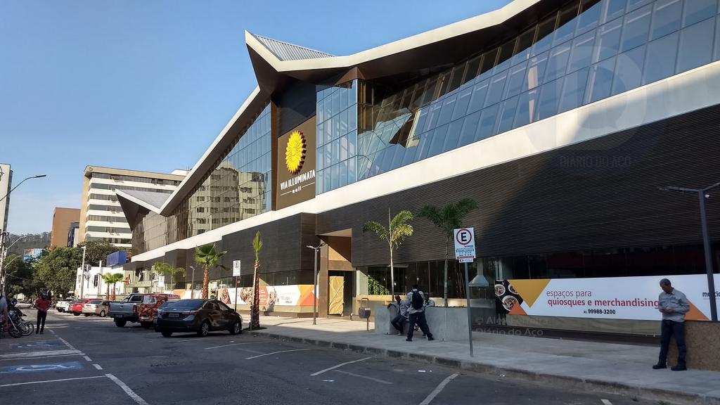 Novo centro de compras já funciona no bairro Horto, em Ipatinga