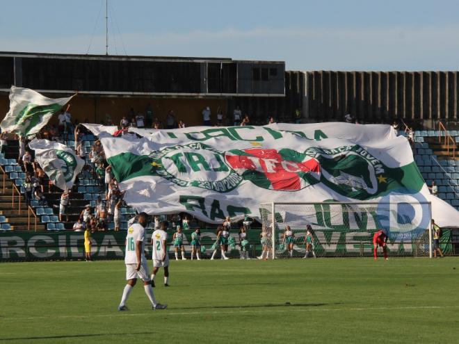 O Ipatinga vai disputar com mais onze clubes o acesso à elite do futebol mineiro