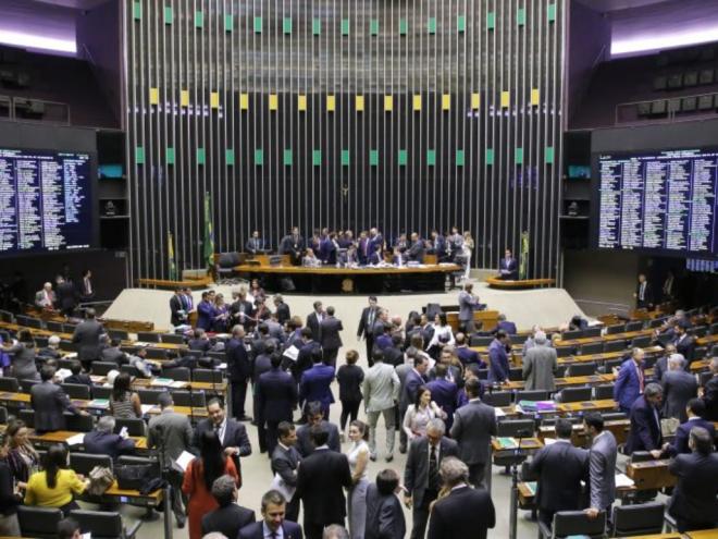 Deputados rejeitaram recurso que levaria o projeto a ser votado no Plenário da Câmara