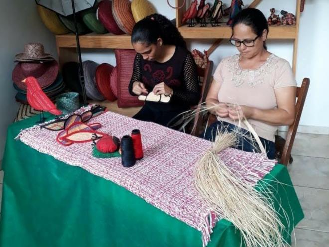Artesãos da região poderão participar de oficinas gratuitas e confecção da Carteira Nacional do Artesão na 5ª Conferência Metropolitana da RMVA 