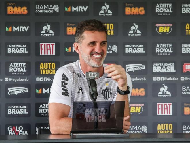 Mancini: ''É um jogo de futebol, normal, disputado dentro de campo, mas existe o aspecto emocional''