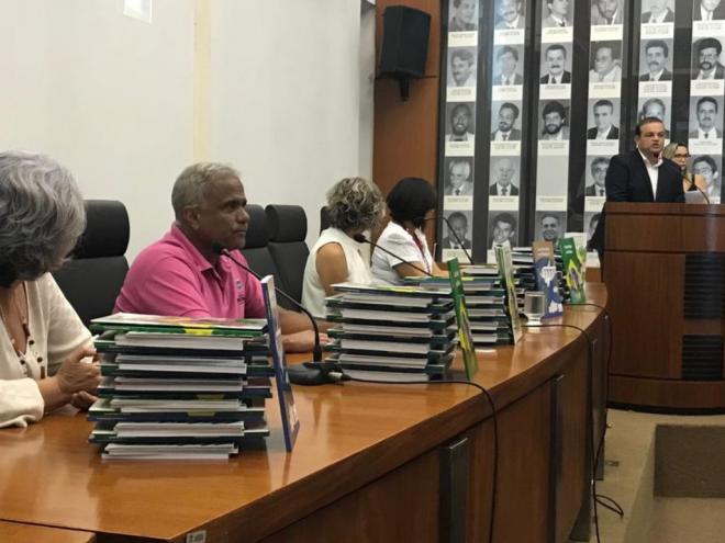 Solenidade de entrega ocorreu na Câmara Municipal de Ipatinga