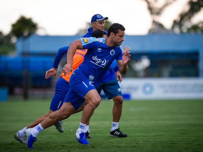 Time celeste precisa vencer para se manter afastado do Z4