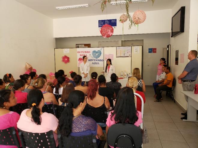 Dezenas de mamografias e ultrassons foram realizados pela rede de saúde do município no Outubro Rosa