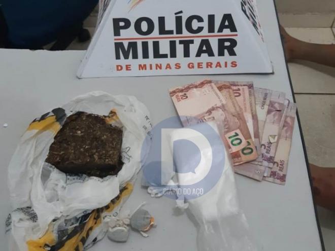 O material entorpecente apreendido na casa do alvo da operação