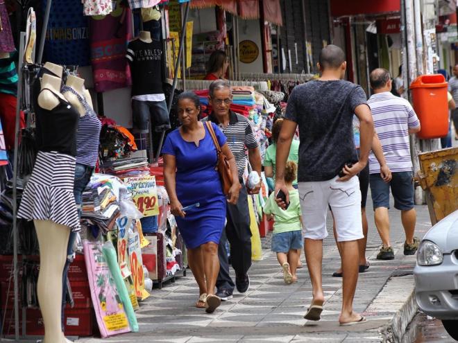 Lojas começarão a funcionar em horário estendido a partir do próximo dia 18