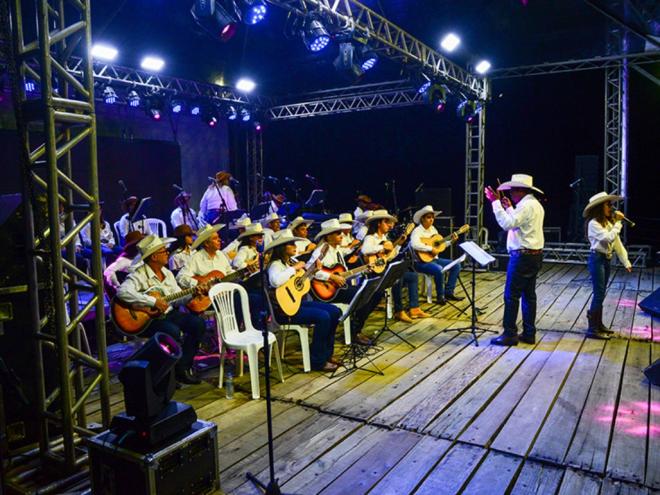 Orquestra de Viola Caipira: música sertaneja no Parque Ipanema