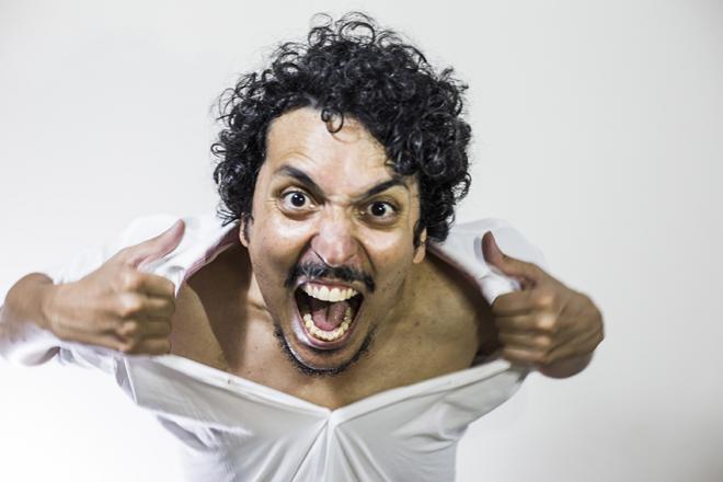 O artista ipatinguense se considera rústico transado/démodé futurista