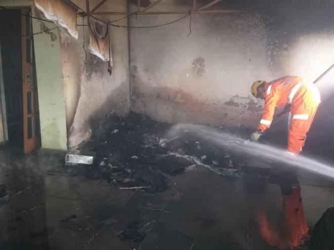 Foco do incêndio estava concentrado no terraço 