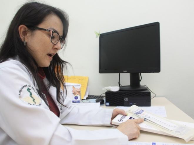 A paciente que tiver interesse em colocar o DIU de cobre deve procurar a Unidade Básica de Saúde de referência
