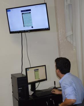 O cadastramento do veículo pode ser realizado no próprio aplicativo