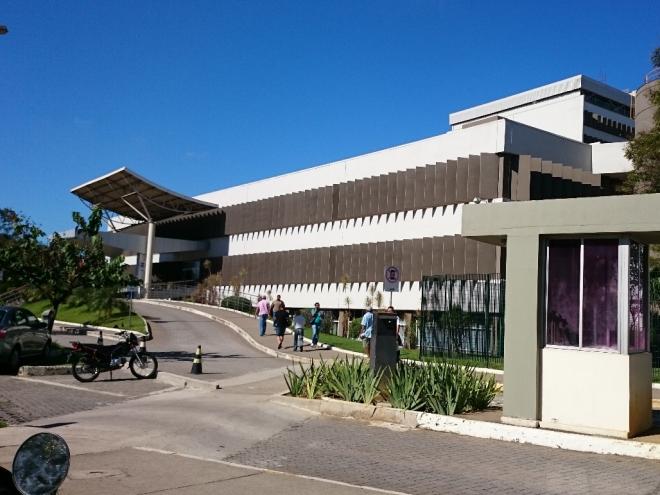 Dois homens, um que deu entrada dia 16 e outro no dia 19 (quinta-feira), estão sem identificação no HMC