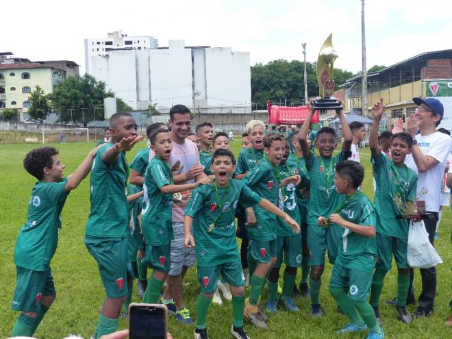 Depois de decisão nos pênaltis, o Veneziano sagrou-se campeão do Sub-12 ao bater a Usipa 