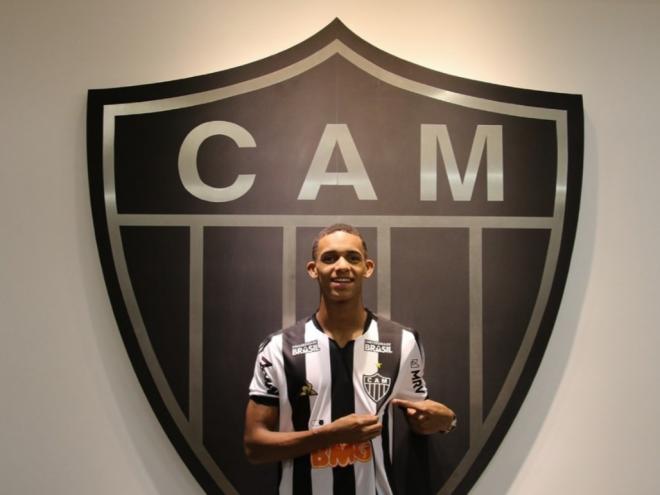 Jovem colombiano foi anunciado na quinta-feira pelo Atlético
