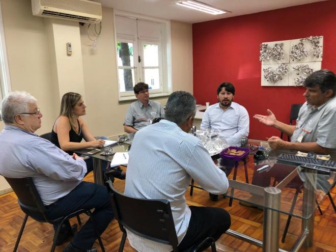 Representantes do município de Timóteo e da Aperam discutiram fim do comodato do imóvel onde funciona o Hospital e Maternidade Vital Brazil 