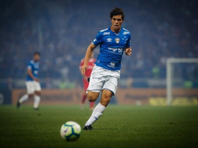 Lateral esquerdo está liberado para negociar com outros clubes