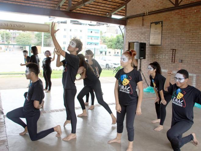 Os alunos vão estudar tudo o que estiver relacionado ao universo do fazer artístico de qualidade