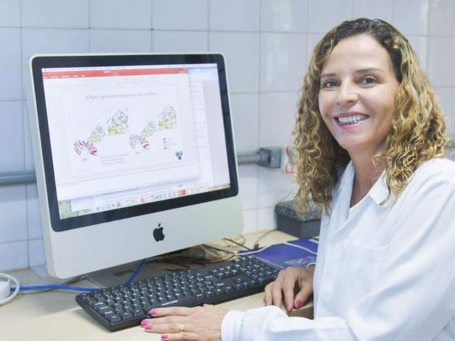 Ana Paula Junqueira Kipnis, pesquisadoras da UFG 