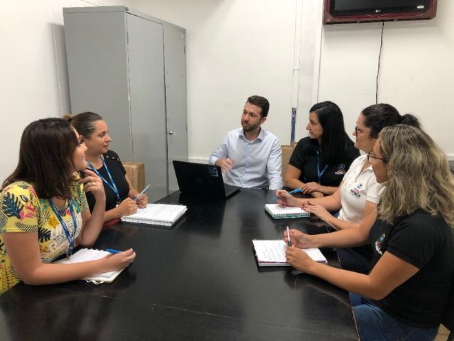 Houve uma reunião na Prefeitura de Ipatinga para cadastramento dos servidores que utilizarão a plataforma digital