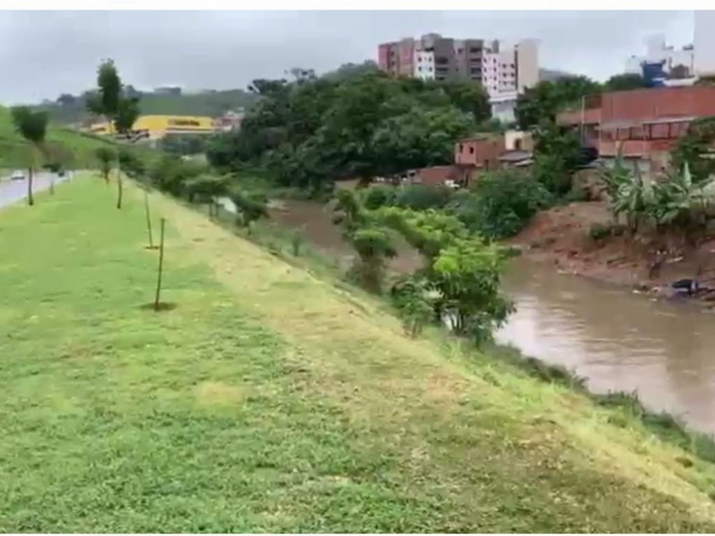 Ribeirão Ipanema se manteve, durante todo dia, dentro da calha normal 