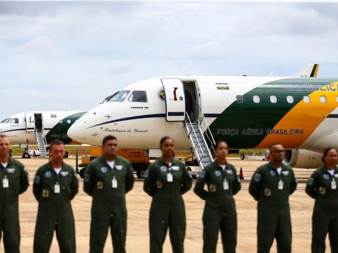 No início da tarde desta quarta-feira (5), duas aeronaves da Força Aérea Brasileira (FAB) saíram do país para buscar os brasileiros em Wuhan