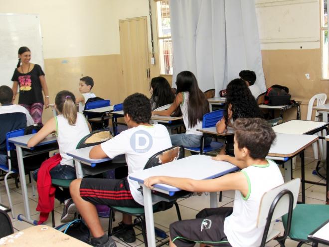 O início das aulas na rede estadual está marcado para segunda-feira (10)