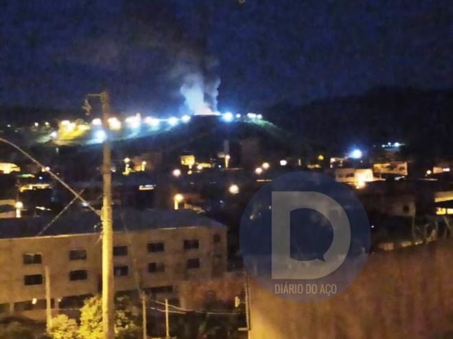 Moradores de Ipaba avistaram fumaça saindo do bloco A da penitenciária
