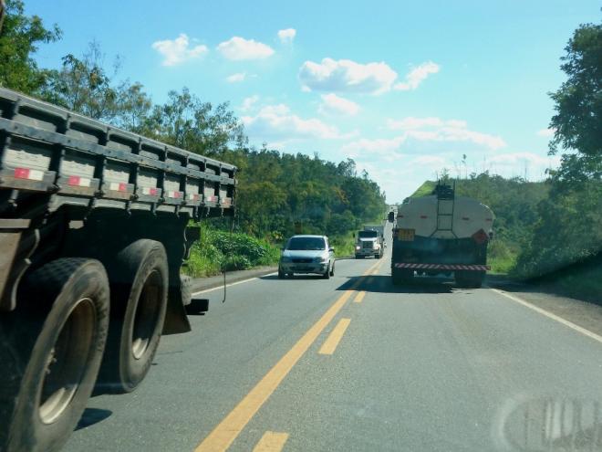 Jovem escapou de tarado e correu para a BR-381, onde pediu socorro aos motoristas que passavam pela rodovia, em Belo Oriente 
