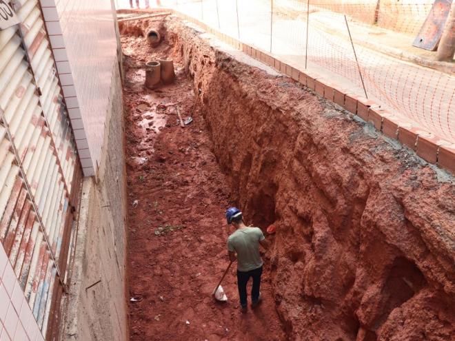 Parte do programa 'Nova Ipatinga', obra de contenção na esquina das ruas Vanda e Zunia deve ser entregue em 30 dias 