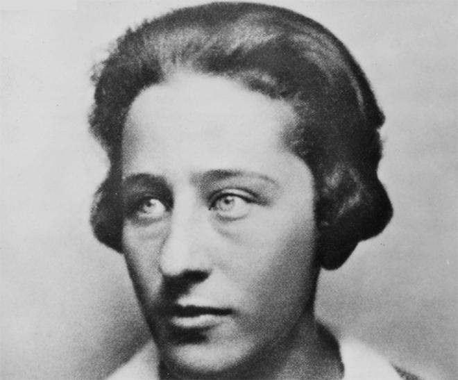 Olga Benario Prestes, alemã de origem judaica, morreu na câmara de gás, em 1942, em Bernburg, Alemanha