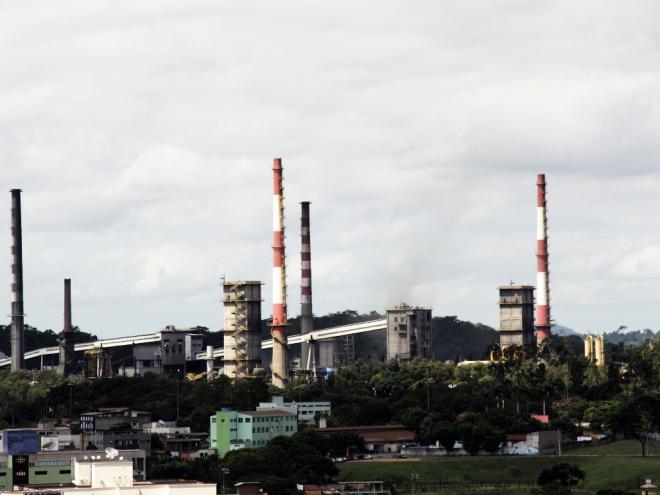Assessoria da Usiminas informa que não foi detectada  nenhuma anormalidade no entorno da planta industrial, em Ipatinga