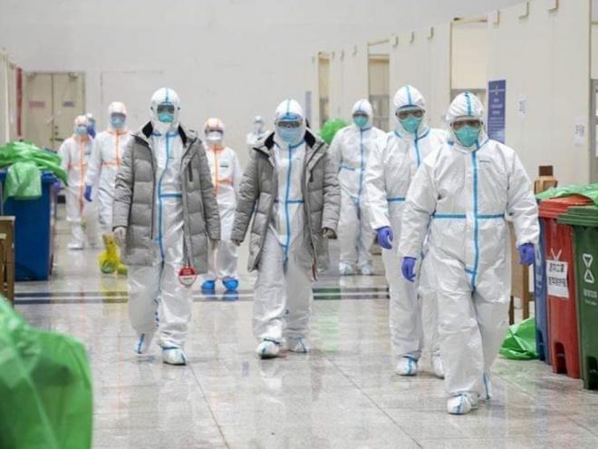 O surto já matou 1.113 pessoas e infectou 44.653 na China continental