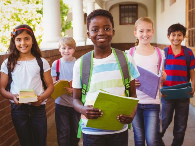 A pesquisa foi feita pelo Instituto Nacional de Estudos e Pesquisas Educacionais Anísio Teixeira (Inep) e mostrou que cerca de 7,5 milhões de alunos deixaram a escola nas últimas séries da educação básica. O percentual representa 3,1% em relação à pesquisa anterior