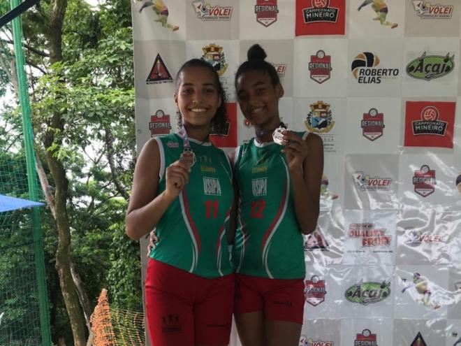 Kamilla e Hevelyn subiram ao pódio no último domingo