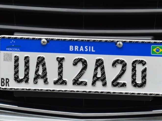 Os valores cobrados pelas novas placas serão estabelecidos pelas empresas credenciadas, conforme livre concorrência de mercado