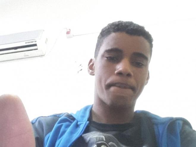 Matheus Felipe Oliveira Silva tem 19 anos e faz uso de remédios controlados 