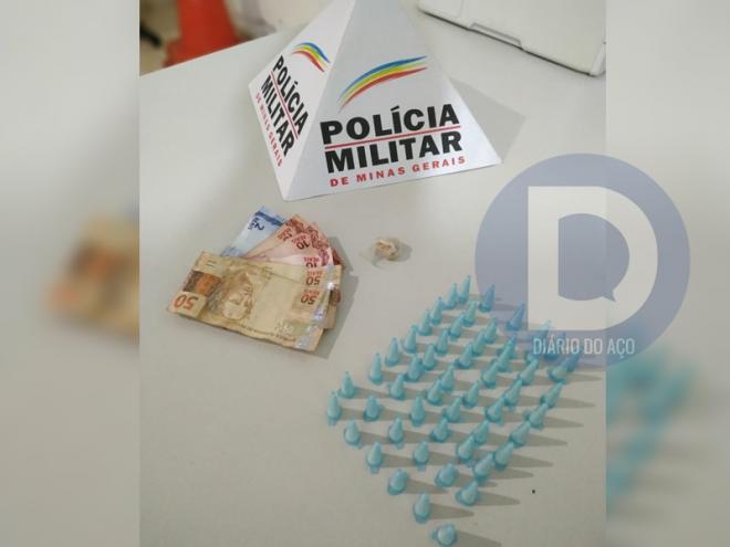 A cocaína seria vendida durante o período do carnaval, segundo a PM