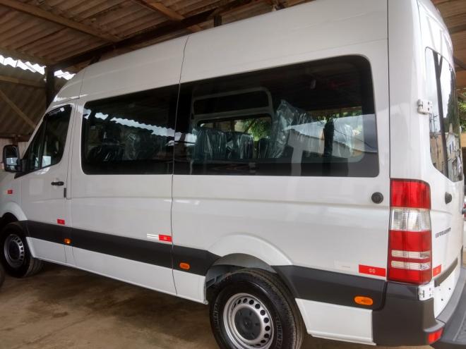 Van zero km foi roubada